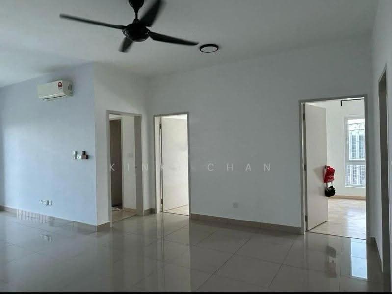 Kondominium untuk Disewa di The Holmes 1 - KINKI CHAN - Living Room - PropertyGuru.com.my