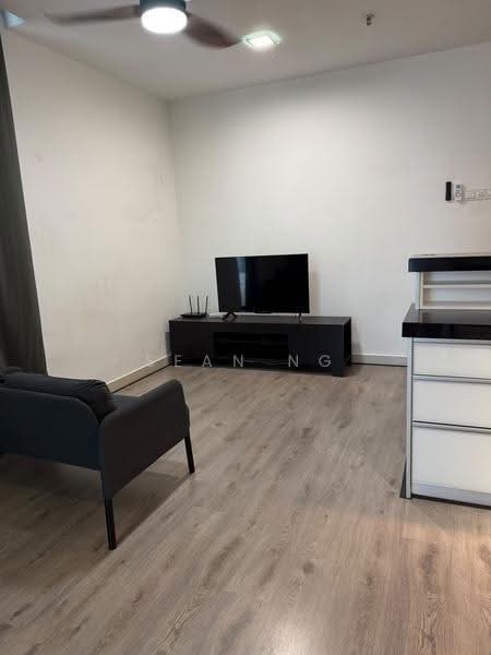 Kediaman Servis untuk Disewa di H2O Residences - Sean Ng - Living Room - PropertyGuru.com.my