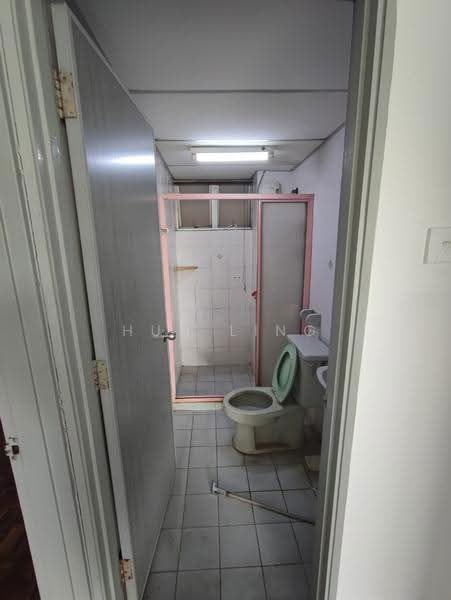 Condominium for Sale at Endah Villa - Hun Ling - Bathroom - PropertyGuru.com.my