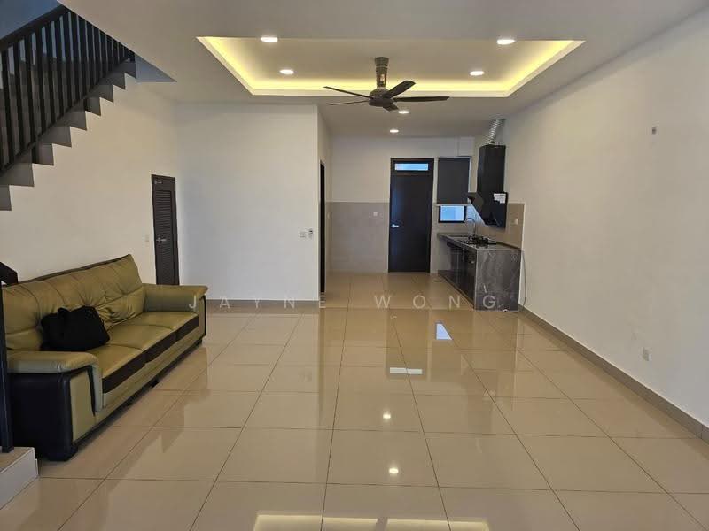 Rumah Teres untuk Disewa di Iskandar Puteri (Nusajaya) (Johor) - Jayne Wong - Living Room - PropertyGuru.com.my