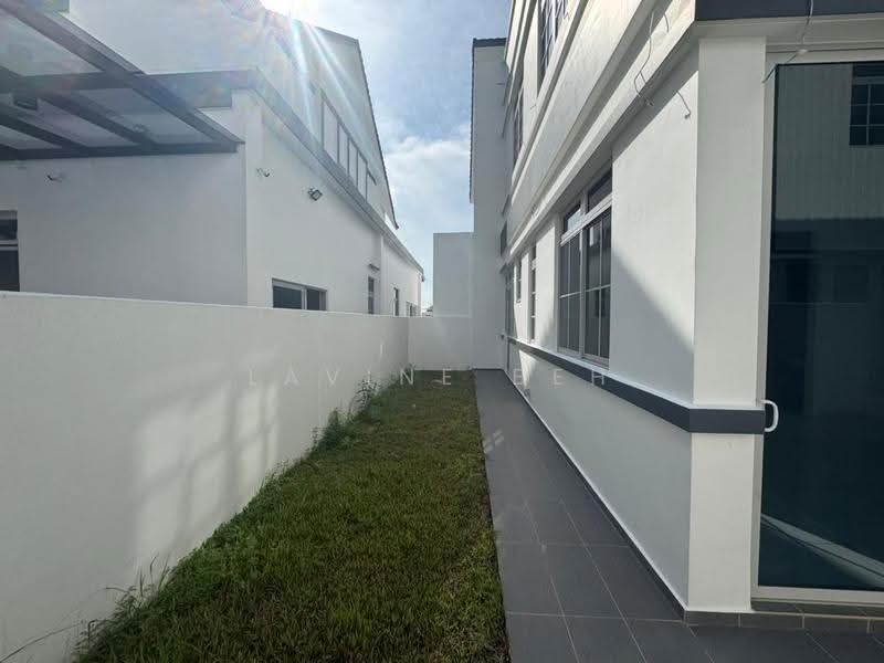 Rumah Berkembar untuk Dijual di Eco Spring (Johor Bahru) - Lavine Beh - Exterior - PropertyGuru.com.my
