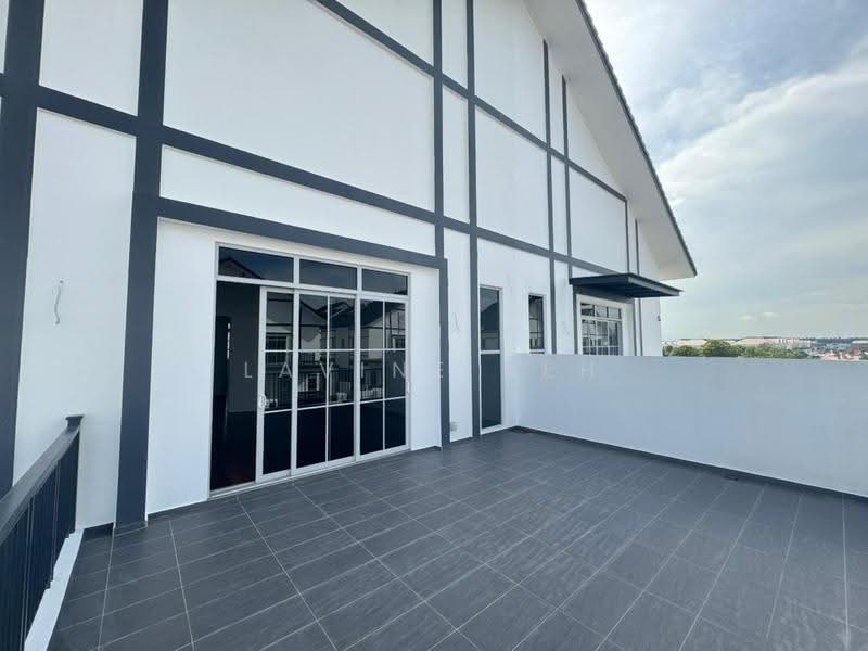 Rumah Berkembar untuk Dijual di Eco Spring (Johor Bahru) - Lavine Beh - Balcony - PropertyGuru.com.my