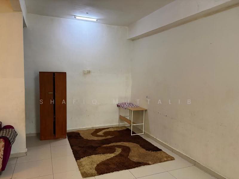 Rumah Teres untuk Disewa di Taman Sri Serdang (Seri Kembangan) - Shafiq Muttalib - PropertyGuru.com.my