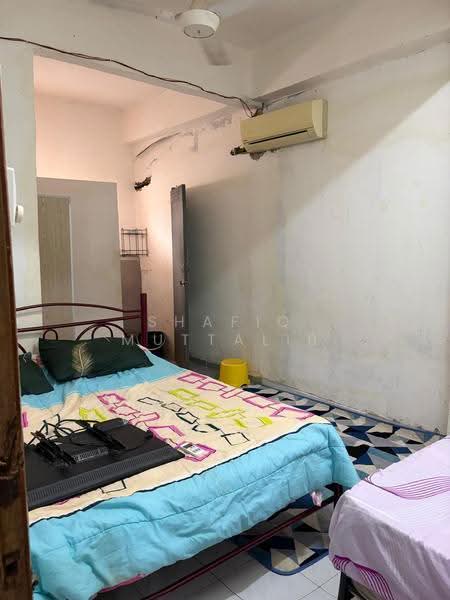 Rumah Teres untuk Disewa di Taman Sri Serdang (Seri Kembangan) - Shafiq Muttalib - PropertyGuru.com.my