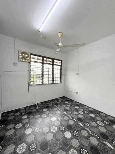 2-storey Terraced House for Sale in Taman Rinting (Masai) - Shishi . - Interior - PropertyGuru.com.my