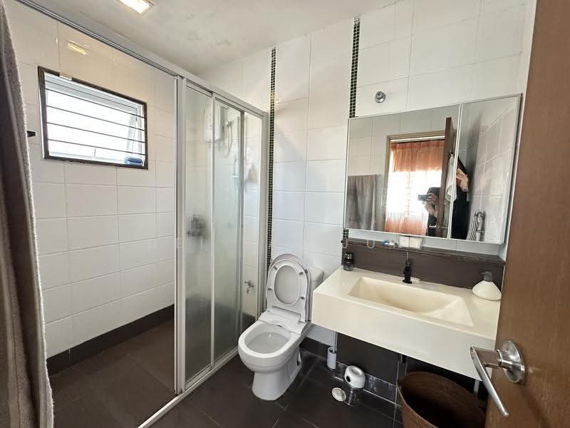 Semi-Detached House for Sale in Kajang (Selangor) - Hei Kar Jun - Bathroom - PropertyGuru.com.my