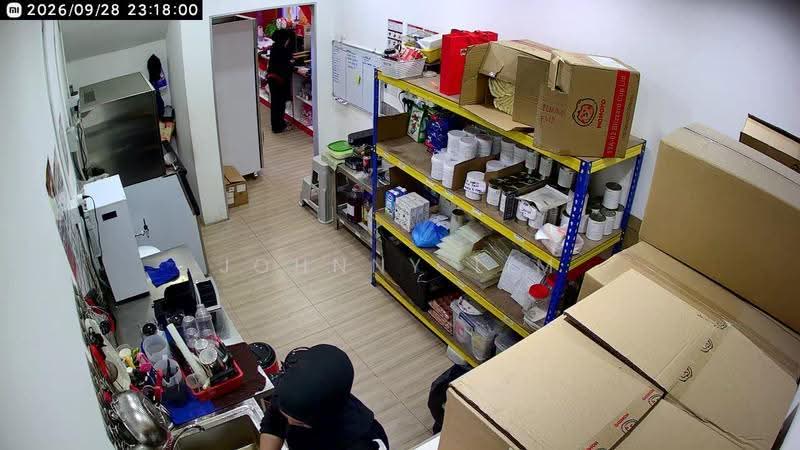3-storey Terraced House for Sale in PJS 3, Taman Sri Manja (Petaling Jaya) - Johnny Lim - Kitchen - PropertyGuru.com.my