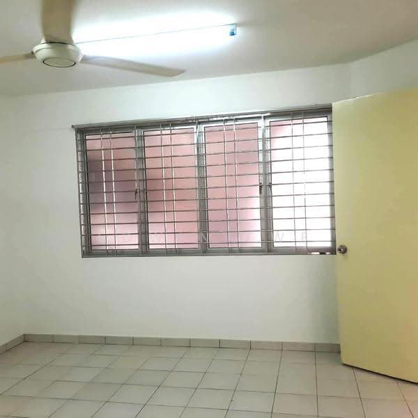 Flat for Rent at Taman Lip Sin Block 1, 3 & 5 - Edwin Ewe - Living Area - PropertyGuru.com.my