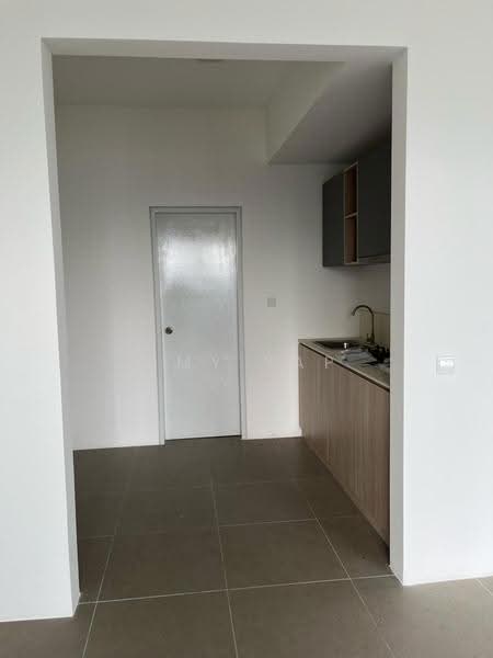 Kediaman Servis untuk Dijual di Suite Enesta - Amy Yap - Kitchen - PropertyGuru.com.my