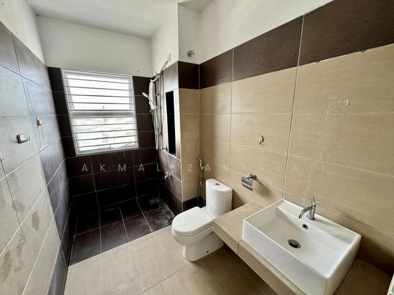 Rumah Teres 2-Tingkat untuk Dijual di Serene Heights (Semenyih) - Akmal Zakaria - PropertyGuru.com.my