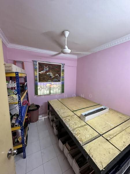 Apartment for Sale at Vista Pinggiran Apartment - JB Chong - PropertyGuru.com.my