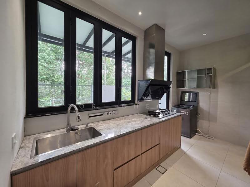 Semi-Detached House for Rent in Setia Tropika (Johor Bahru) - Tori Cheon - Kitchen - PropertyGuru.com.my