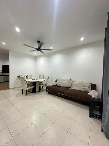 2-storey Terraced House for Rent in Seremban 2 (Negeri Sembilan) - Marcus Yeow - Living Room - PropertyGuru.com.my