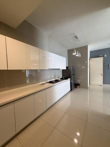 Kondominium untuk Dijual di Damansara Foresta - Keith Tan - Kitchen - PropertyGuru.com.my