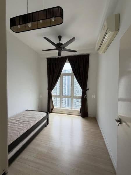 Kondominium untuk Dijual di Damansara Foresta - Keith Tan - Bedroom - PropertyGuru.com.my