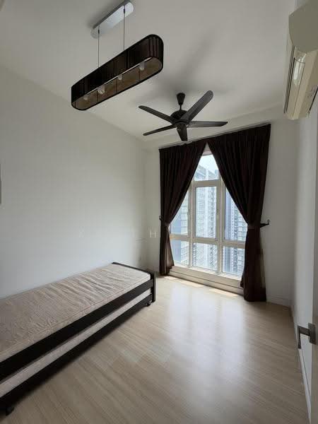 Kondominium untuk Dijual di Damansara Foresta - Keith Tan - Bedroom - PropertyGuru.com.my