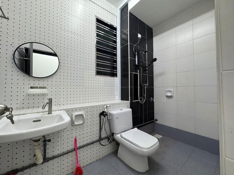 Service Residence for Sale at The Sky Executive Suites - Alicia Fong - Bathroom - PropertyGuru.com.my