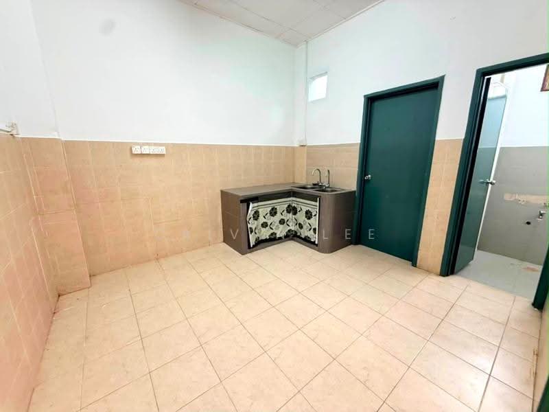 1-storey Terraced House for Sale in Bandar Putra Kulai (Kulai) - Calvin Lee - PropertyGuru.com.my