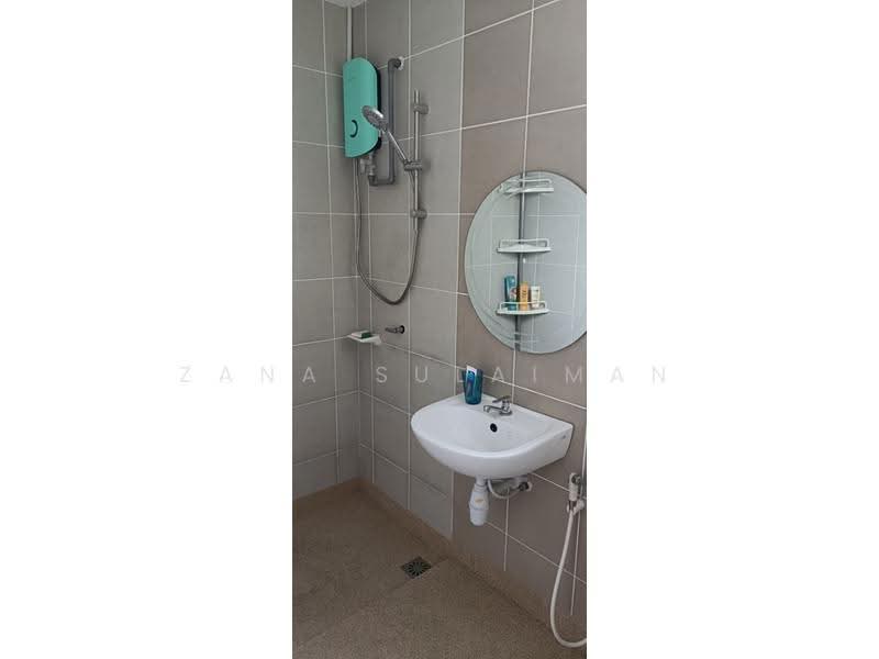 Terraced House for Sale in Kuala Selangor (Selangor) - Zana Sulaiman - Bathroom - PropertyGuru.com.my