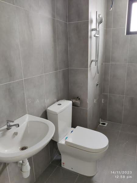 Condominium for Sale at Avia Plus, Bandar Country Homes - Samson Lee - Bathroom - PropertyGuru.com.my