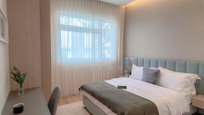 Kediaman Servis untuk Dijual di Danau Puchong - SY Leong - Bedroom - PropertyGuru.com.my