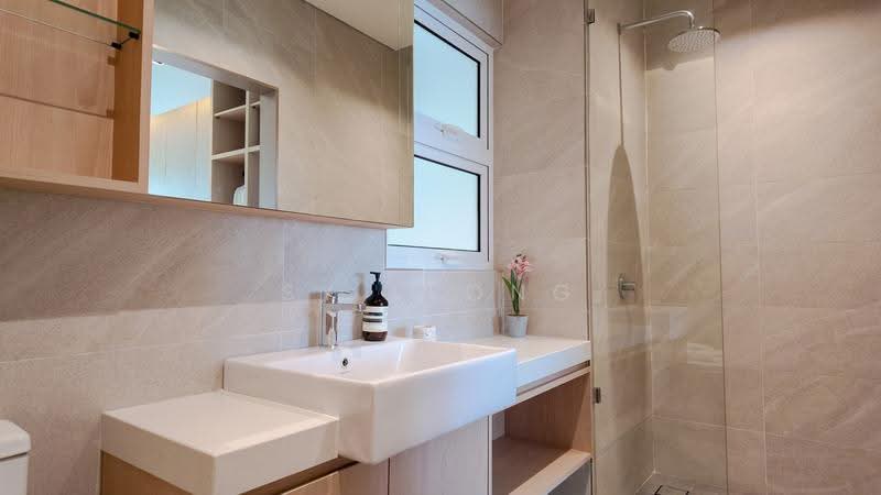 Kediaman Servis untuk Dijual di Danau Puchong - SY Leong - Bathroom - PropertyGuru.com.my