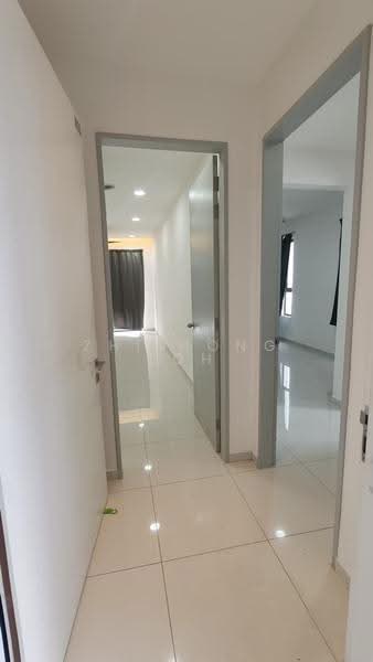 Kediaman Servis untuk Disewa di Kenwingston Platz - Zhi Hong Loh - Corridor - PropertyGuru.com.my