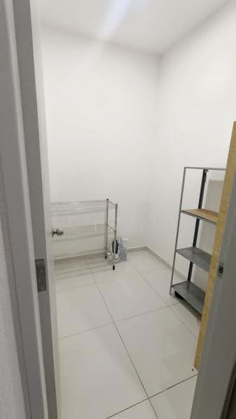 Kediaman Servis untuk Disewa di Kenwingston Platz - Zhi Hong Loh - PropertyGuru.com.my