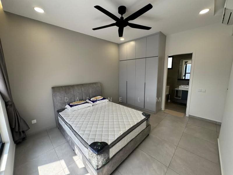 Kediaman Servis untuk Dijual di D'Ivo - Daphne Lim - Bedroom - PropertyGuru.com.my