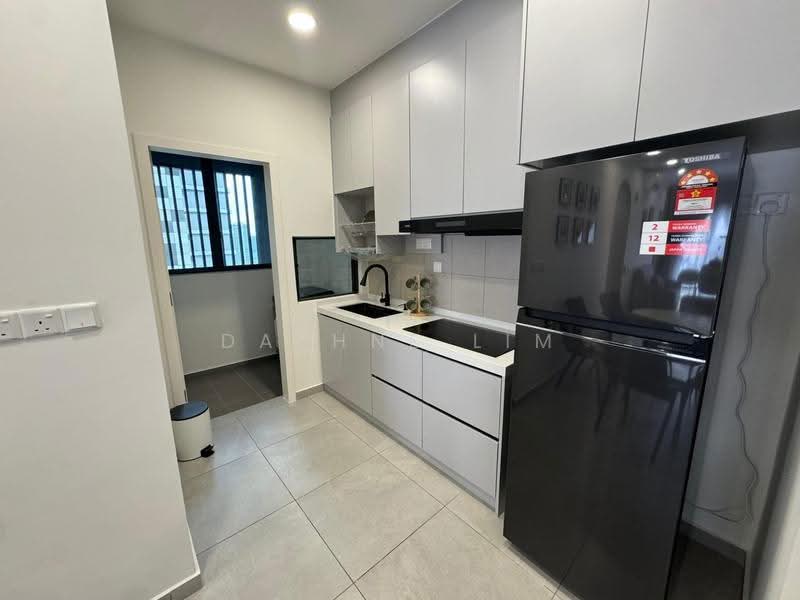 Kediaman Servis untuk Dijual di D'Ivo - Daphne Lim - Kitchen - PropertyGuru.com.my