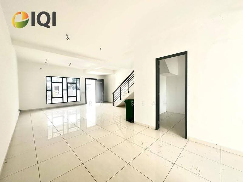 Rumah Teres untuk Dijual di Taman Jasa Intan (Bukit Mertajam) - Kerry Seah - Living Room - PropertyGuru.com.my