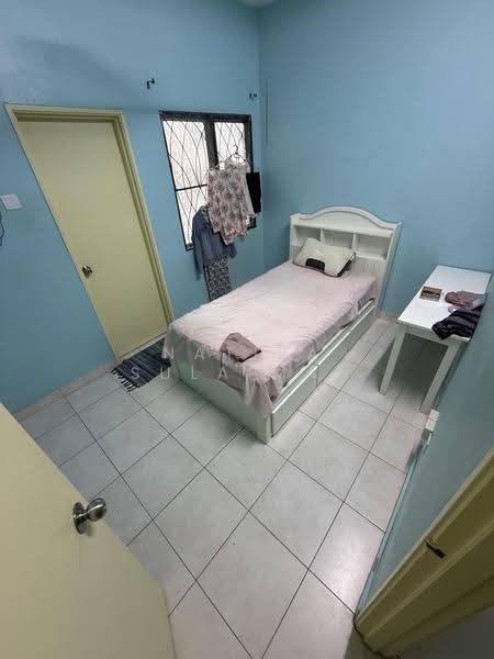 Rumah Teres 2-Tingkat untuk Dijual di Taman Sri Bangi 1 (Bangi) - Natira Sulaiman - Bedroom - PropertyGuru.com.my