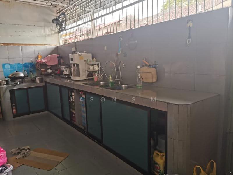 Rumah Teres 1-Tingkat untuk Dijual di Taman Johor Jaya (Johor Bahru) - Jason Sim - Kitchen - PropertyGuru.com.my