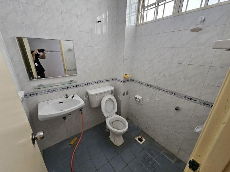 2-storey Terraced House for Sale in Kota Kemuning (Shah Alam) - Samson Lee - Bathroom - PropertyGuru.com.my