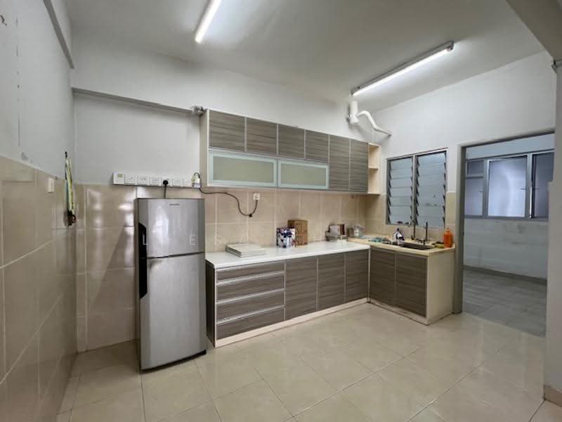 Condominium for Rent at Sea View Tower - Leesa Cheah - Kitchen - PropertyGuru.com.my