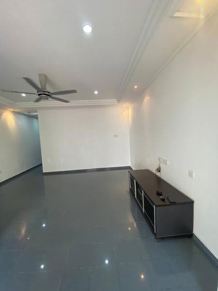 Rumah Teres 4-Tingkat untuk Dijual di Sungai Ara (Penang) - Kelvin Ooi - Living Room - PropertyGuru.com.my