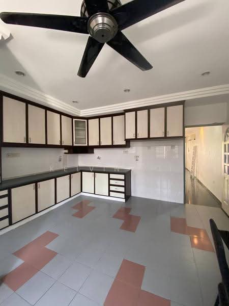 Rumah Teres 4-Tingkat untuk Dijual di Sungai Ara (Penang) - Kelvin Ooi - Kitchen - PropertyGuru.com.my