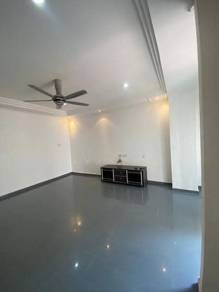 Rumah Teres 4-Tingkat untuk Dijual di Sungai Ara (Penang) - Kelvin Ooi - Living Room - PropertyGuru.com.my