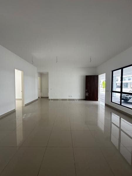 Rumah Teres 2-Tingkat untuk Dijual di Petaling Jaya (Selangor) - Bee Har Chew - Living Room - PropertyGuru.com.my