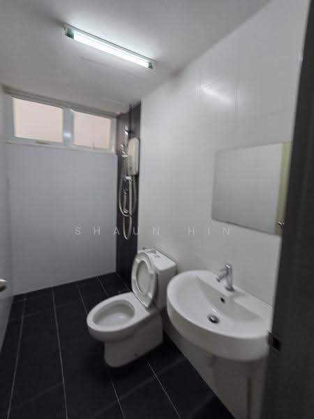 Kediaman Servis untuk Disewa di Pacific Place - Shaun Hin - Bathroom - PropertyGuru.com.my