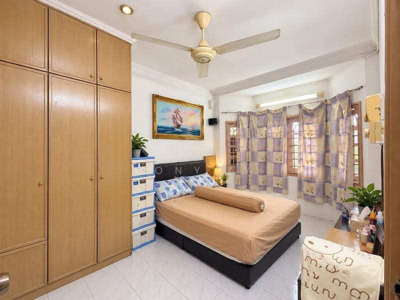 1-storey Terraced House for Sale in Taman Bukit Teratai (Ampang) - Tony YY - Bedroom - PropertyGuru.com.my