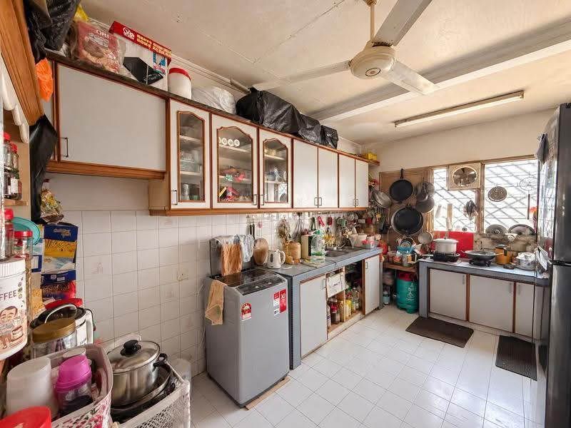 1-storey Terraced House for Sale in Taman Bukit Teratai (Ampang) - Tony YY - Kitchen - PropertyGuru.com.my