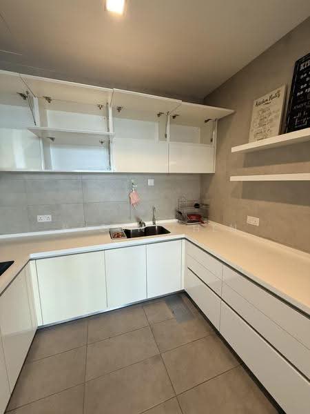 Condominium for Rent at Harrington Suites - Pheon Chen - Kitchen - PropertyGuru.com.my