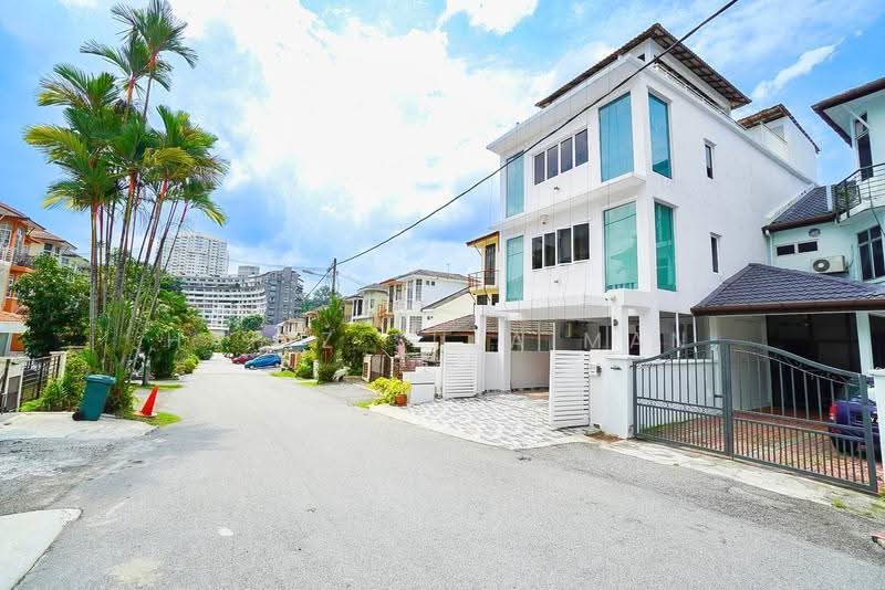 Rumah Teres 2.5-Tingkat untuk Dijual di Ampang Jaya (Ampang) - Hafiz Sulaiman - Exterior - PropertyGuru.com.my