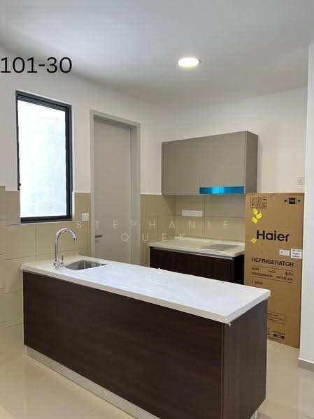 Kediaman Servis untuk Dijual di Suria Garden @ Puchong by Binastra - Stephanie Quek - Kitchen - PropertyGuru.com.my
