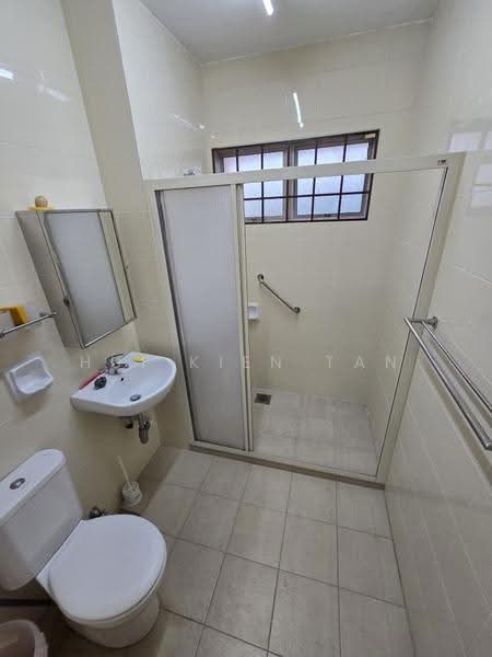 2-storey Terraced House for Sale in Bandar Utama Damansara (Petaling Jaya) - Hui Kien Tan - Bathroom - PropertyGuru.com.my