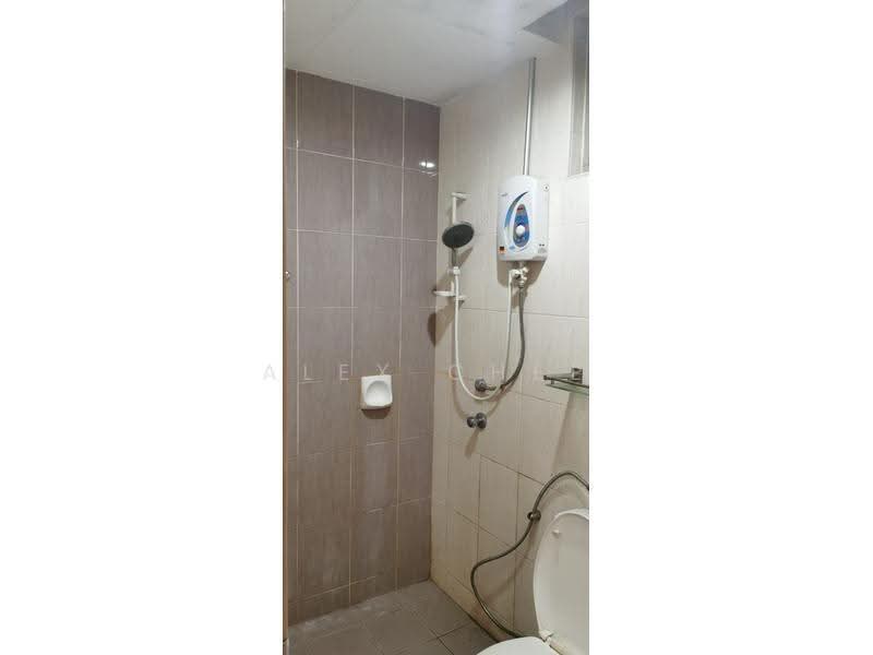 Kediaman Servis untuk Disewa di Birch Plaza - Alex Chee - Bathroom - PropertyGuru.com.my