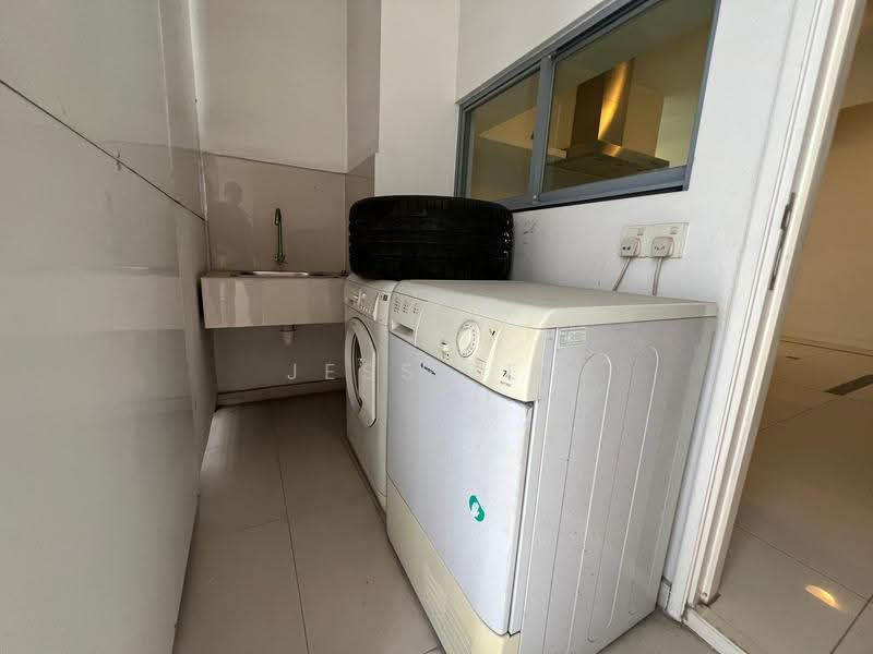 Service Residence for Sale at Gateway Kiaramas Residences - Jess Lee - Interior - PropertyGuru.com.my