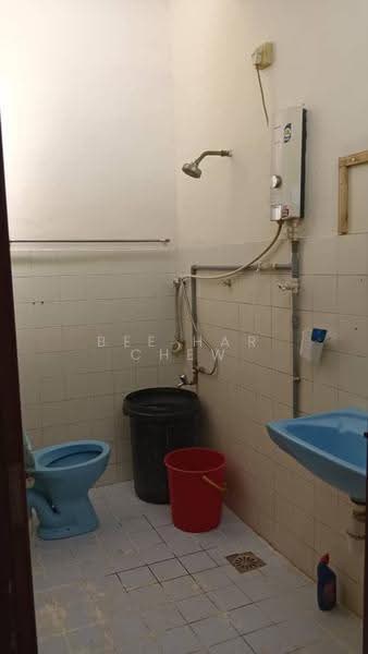 Terraced House for Sale in Taman Klang Utama (Kapar) - Bee Har Chew - Bathroom - PropertyGuru.com.my