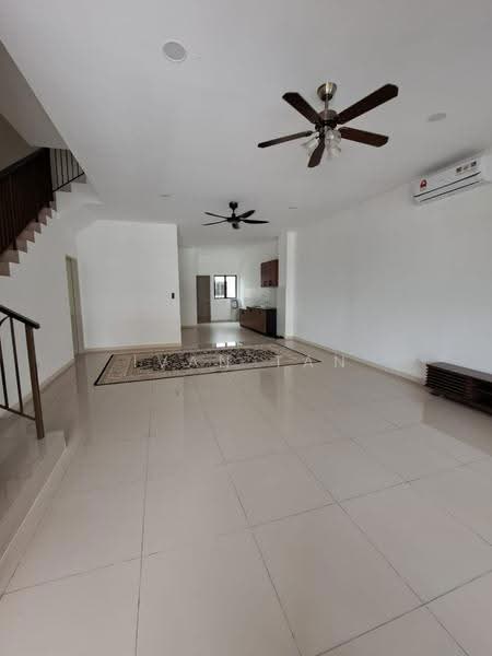 Rumah Teres 2-Tingkat untuk Disewa di Sepang (Selangor) - Ivan Tan - Living Room - PropertyGuru.com.my